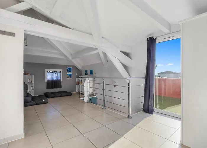 Le Tresor De Rochelongue Spacious Luxury With Infinity Pool 别墅