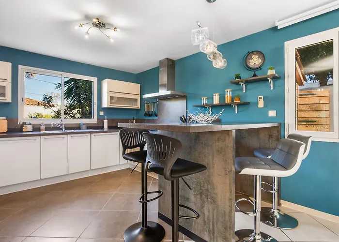 Le Tresor De Rochelongue Spacious Luxury With Infinity Pool 别墅 *