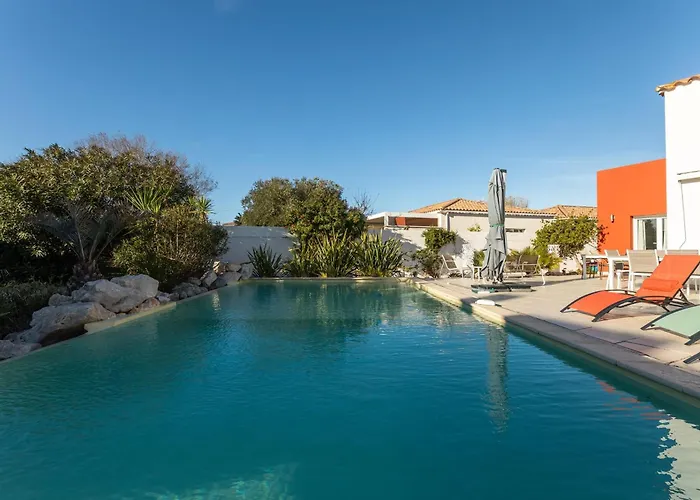 Le Tresor De Rochelongue Spacious Luxury With Infinity Pool 别墅