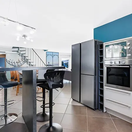 Willa Le Tresor De Rochelongue Spacious Luxury With Infinity Pool