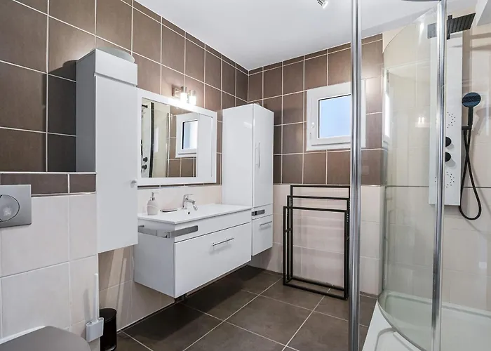 Villa Le Trésor De Rochelongue Con Piscina E Grande Giardino Agde